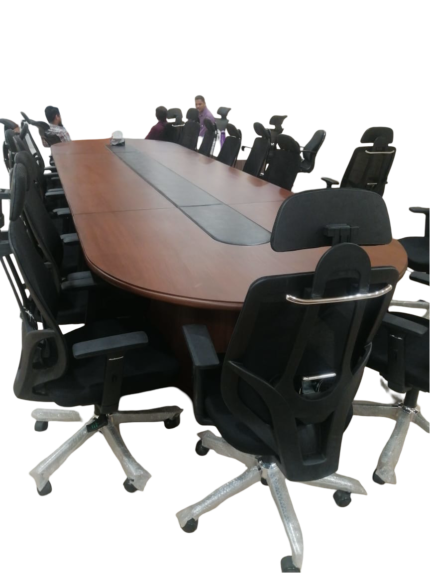MEETING-OVAL-TABLE