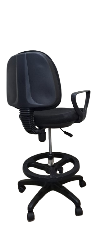 Comp-Chair-3